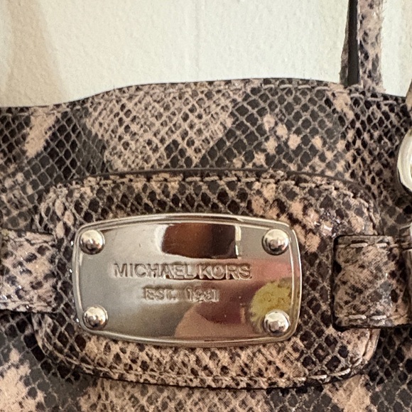 Michael Kors Tan Snake Print Tote - Picture 2 of 15